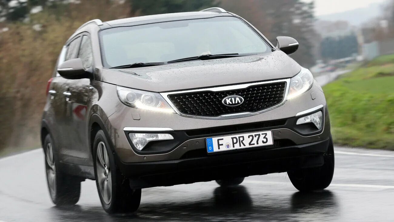 Киа спортейдж полный привод цена. Kia Sportage 2014. Kia Sportage 2015. Киа Спортейдж 2014. Киа Спортейдж 2015.