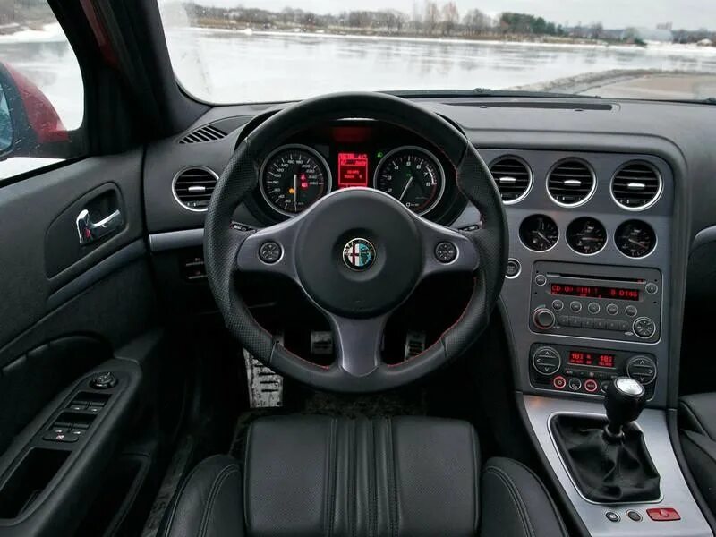 Салон альфа ромео. Альфа Ромео 159 салон. Alfa Romeo 159 2008 салон. Alfa Romeo 159 ti салон. Alfa Romeo 159 седан салон.