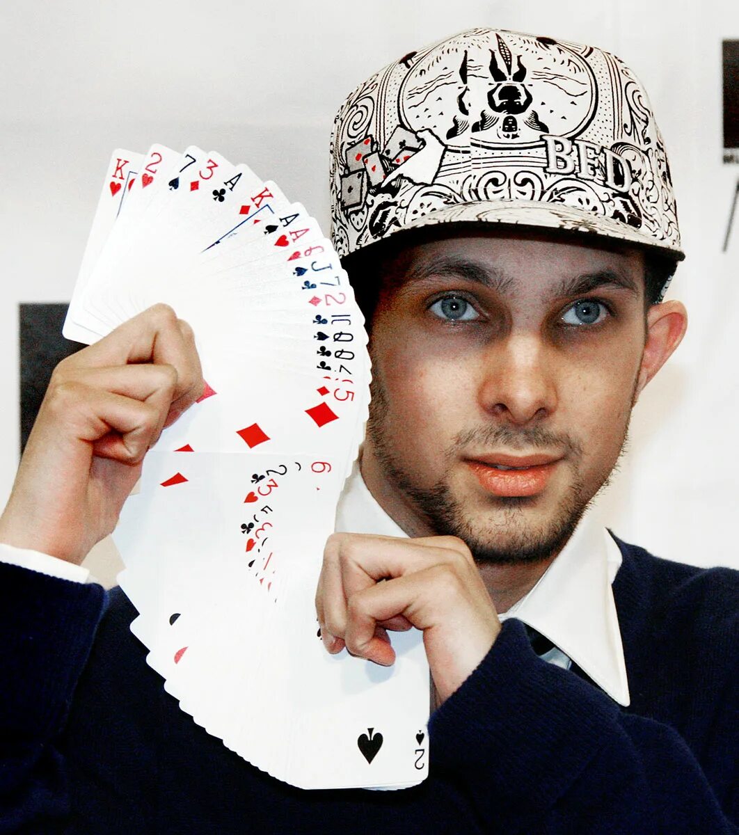 стивен фрейн фокусы. иллюзионист динамо. динамо фокусник. иллюзионист динамо. иллюзионист.