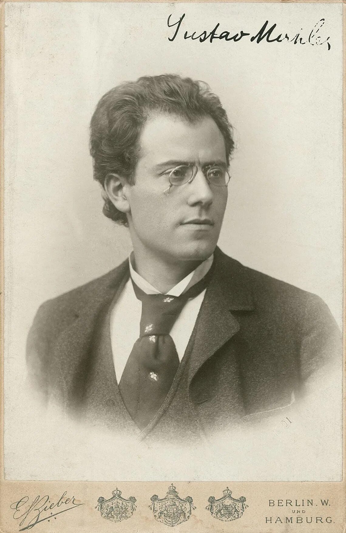 Песни малера. Песни малера. Mahler композитор портрет. Малер симфония 5. Песни малера.