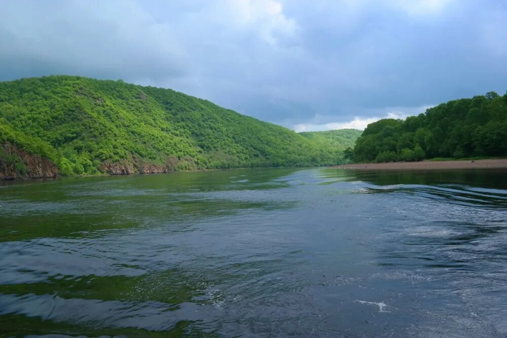 Амур бурея зея относятся к рекам. Река Бурея. Реки Зея и Бурея. Бурея (Амурская область). Долина реки Бурея.