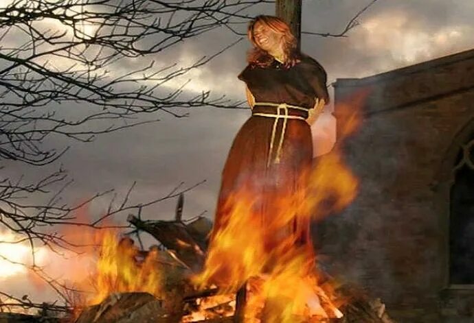 жанна д арк на костре. красивая ведьма на костре. почему рыжих девушек сжигали. сожжение ведьмы на костре арт. почему рыжих девушек сжигали.