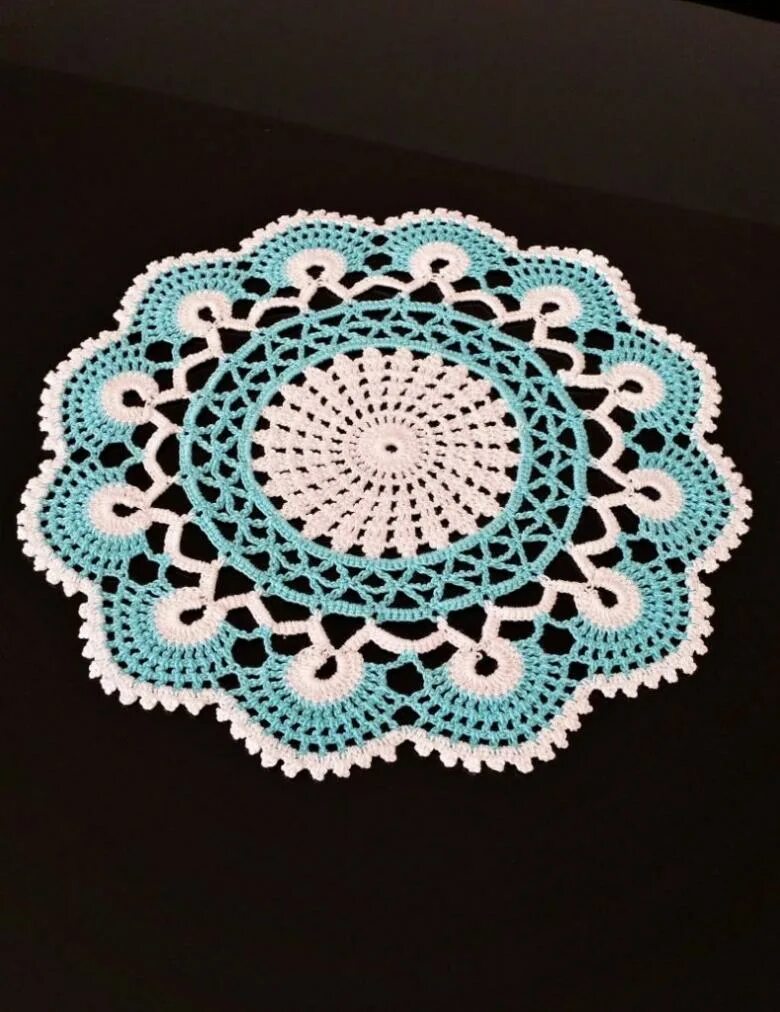 Салфетка из ириса. МК салфетка Doily. Crochet Doily Lace Doilies. Вязаные салфетки крючком. Салфетки из ириса.