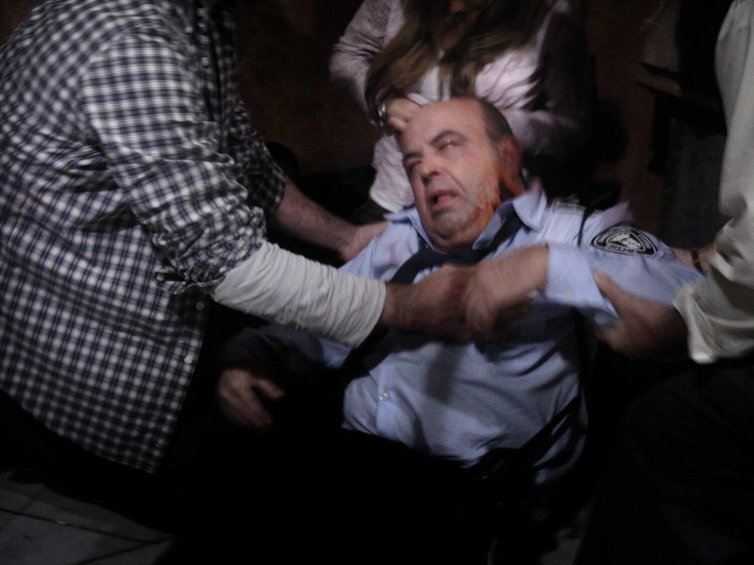 Репортаж ф. Репортаж 4: апокалипсис (2014). Репортаж ф. Мануэла веласко фильм репортаж 2007. Дженнифер карпентер карантин.