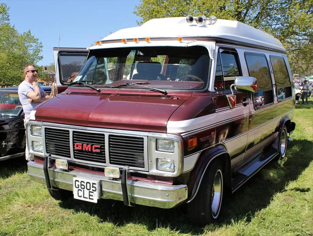 Фургон gmc 1032. Gmc vandura/chevrolet. Gmc vandura 1994. Gmc vandura 2500. Фургон gmc vandura.