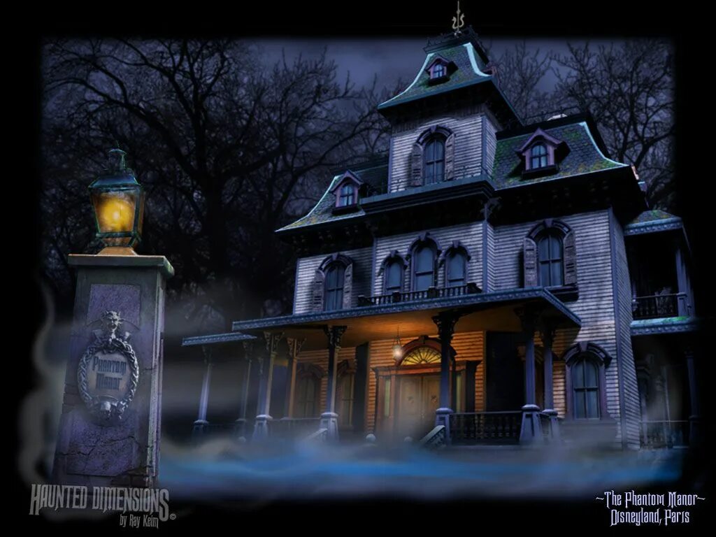 Дом с привидениями 2024. Phantom Manor Диснейленд. Призрачное поместье Диснейленд в Париже. Haunted Mansion Disney. Дом Монсион призраки.