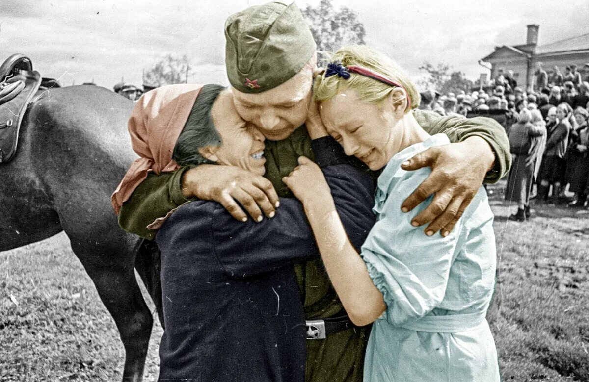 Душераздирающая история. Фотографии Великой Отечественной войны 1941-1945.