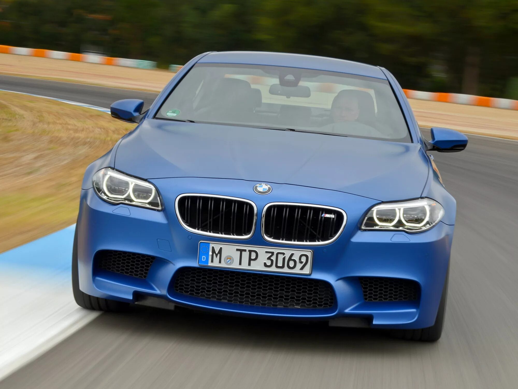 Bmw m 5 10. BMW m5 f10 LCI. BMW m5 f10 Competition. BMW m5 2016. BMW m5 f10 2013.