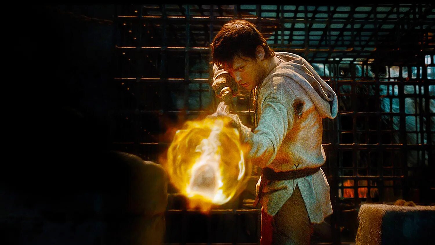 Седьмой сын фильм 2014 бен барнс. Ученик ведьмака фильм 1. Седьмой сын фильм 2014. Фэнтези седьмой сын. Джулианна мур ведьма.