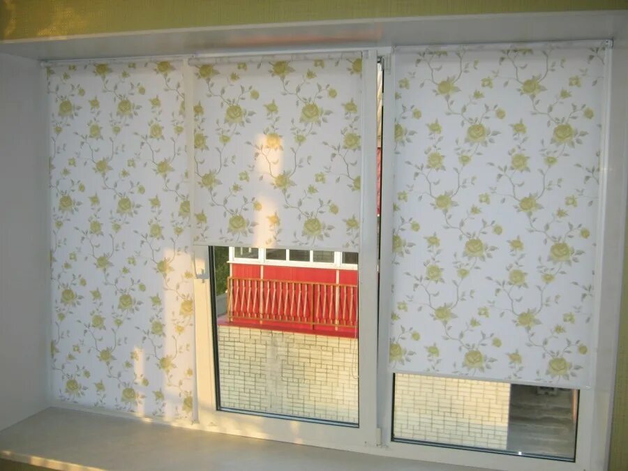 Шторы uni-2 blackout. Hunter douglas рулонные шторы. Рулонные жалюзи роллайт. Роликовые шторы для пластиковых окон. Жалюзи integra plisse.