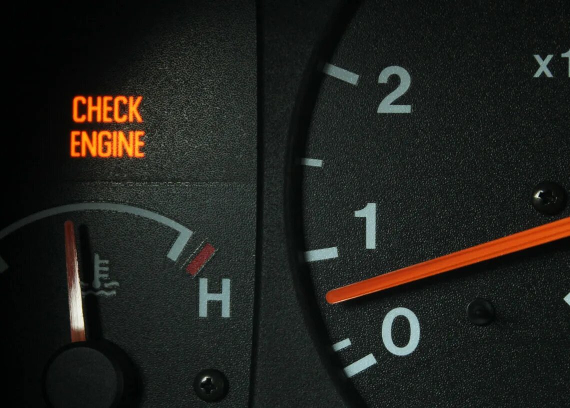 Panel check. Лампа check engine на панели приборов. check engine ваз 2115. индикатор check engine загорелся. датчик чек энджин.