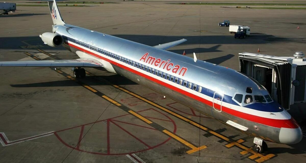 Мд 80. Макдоннелл Дуглас МД 80. MCDONNELL Douglas MD-80. Самолёт Дуглас МД 80. Макдоннелл Дуглас 83.