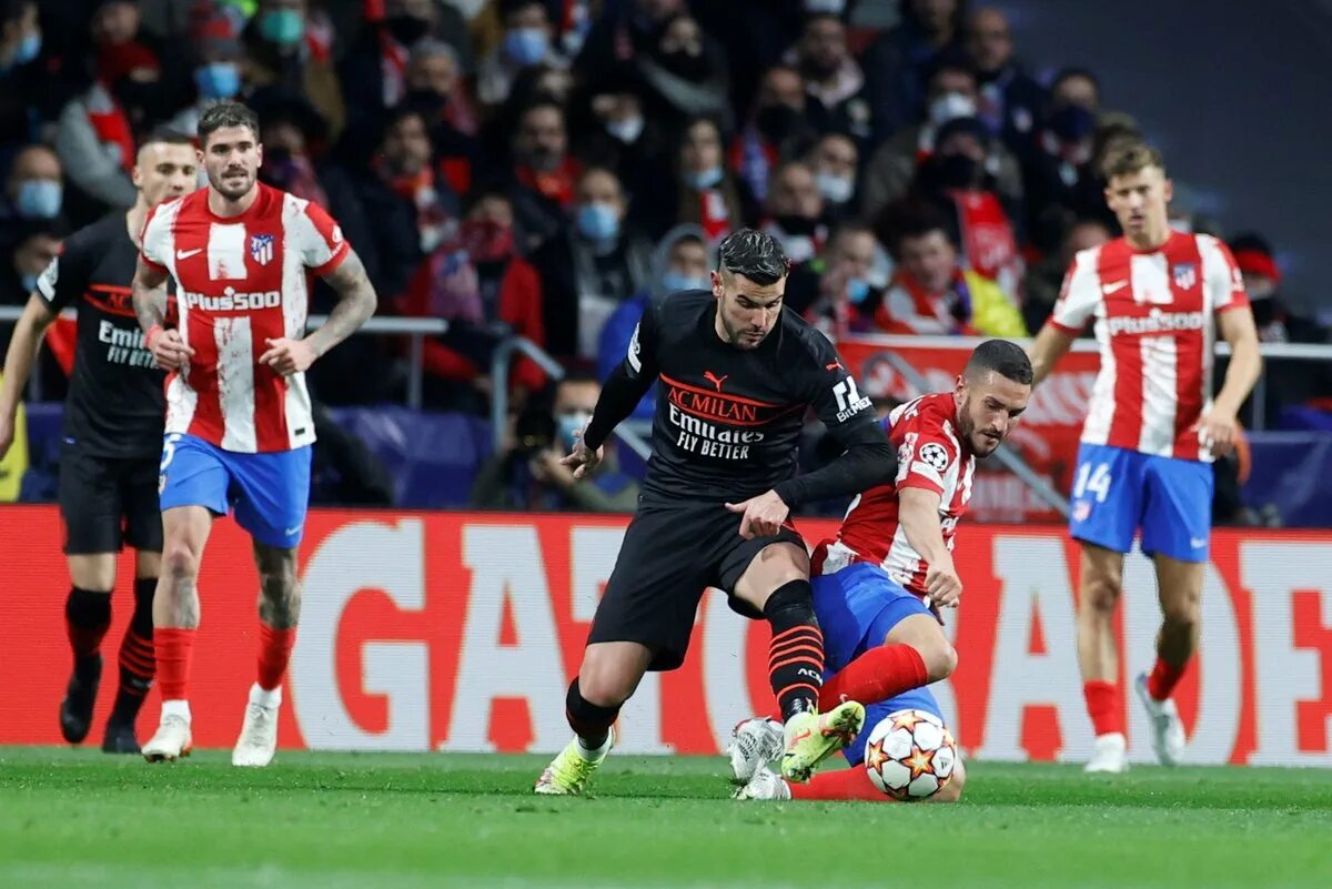 атлетико суперкубок 2012. интер против атлетико. интер против атлетико. джуд беллингем реал мадрид против атлетико де мадрид. командное фото атлетико мадрид 2023.