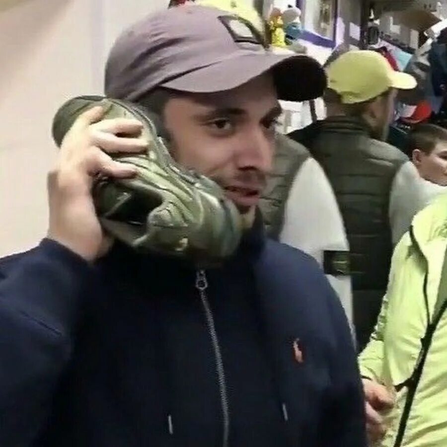 Первое видео паши техника