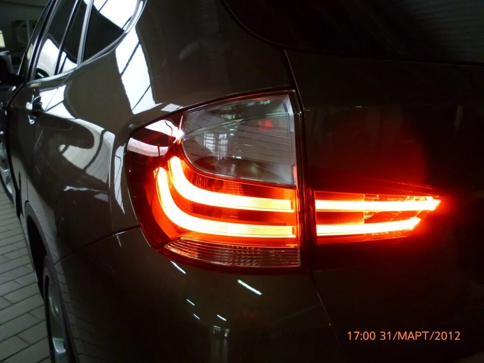 Как заменить задний фонарь на бмв х1 63217350697 BMW Задний фонарь в крышке багажника, слева купить в интернет-магази