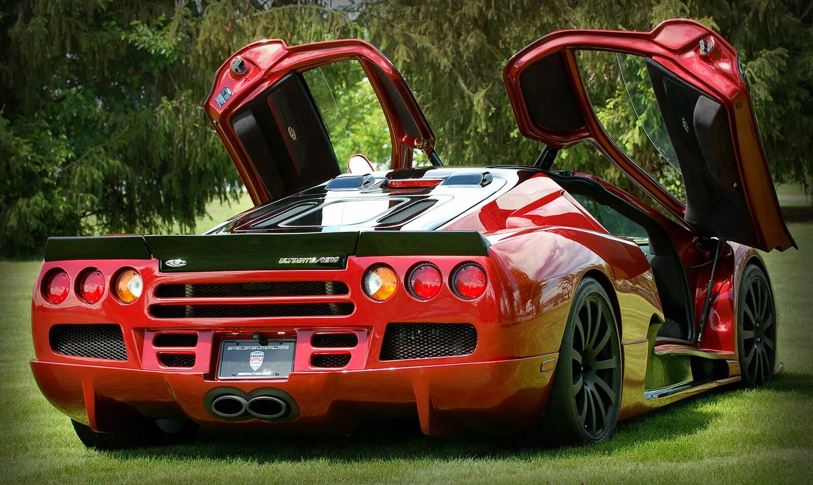 Самый классный на свете. SSC Ultimate Aero. SSC Ultimate Aero TT. Shelby super cars Ultimate Aero TT. Машина SSC Ultimate Aero.