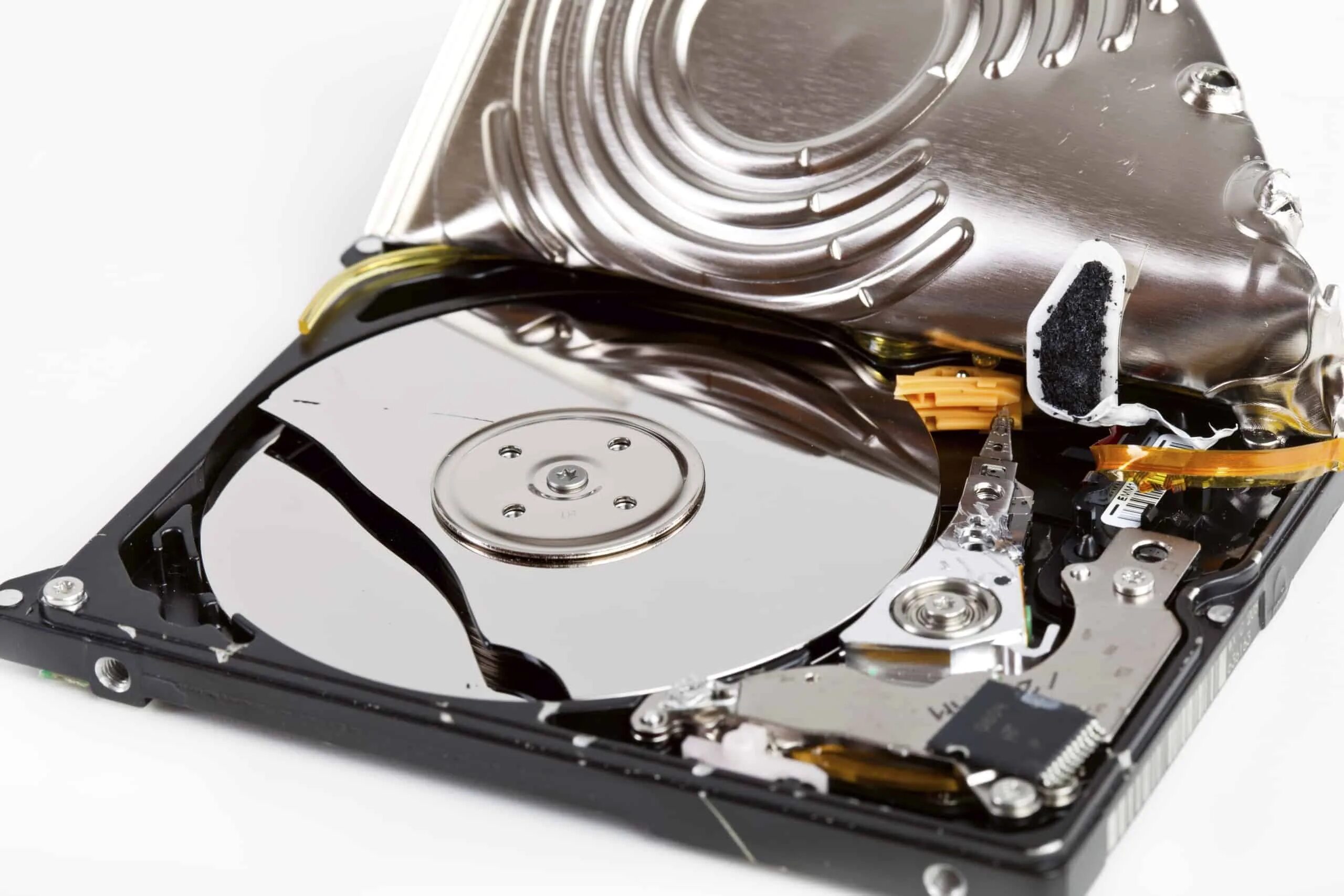 жесткий диск a data. восстановление данных с hdd. неисправный жесткий диск. повреждение жесткого диска. повреждение жесткого диска.