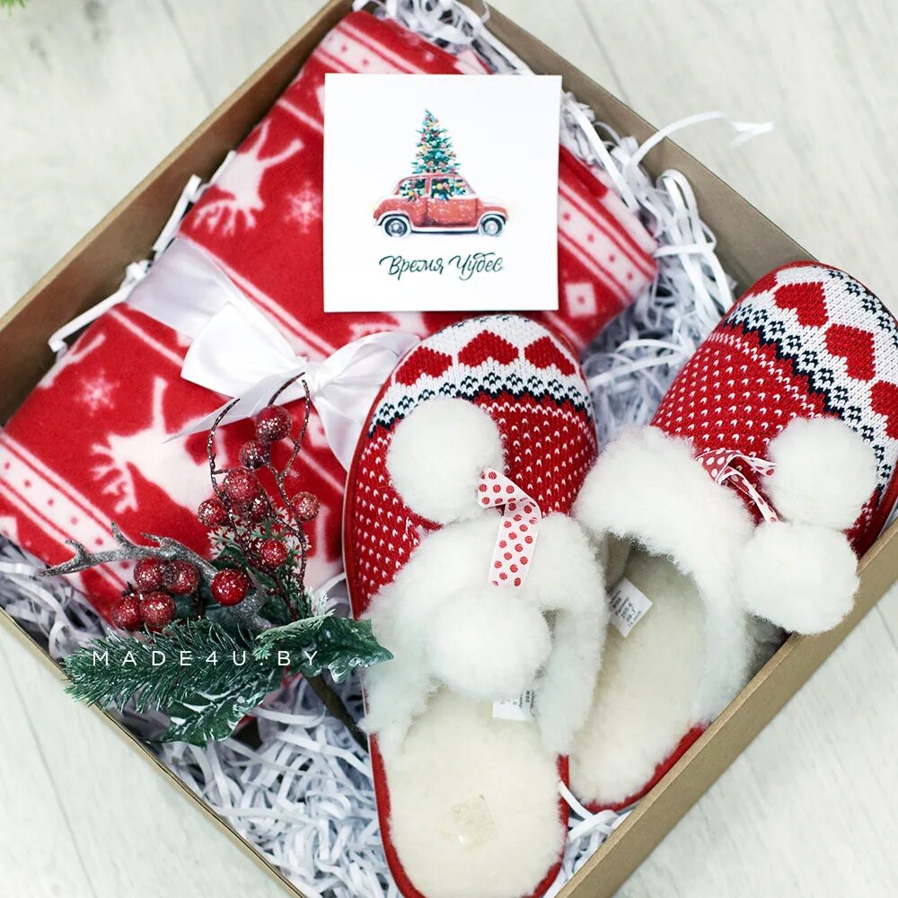 подарок шампуни на новый год. набор с новым годом эридан. новогодняя упаковка для корпоративного подарка. подарочный набор новогодний италия. подарочная новогодняя коробка для партнеров.