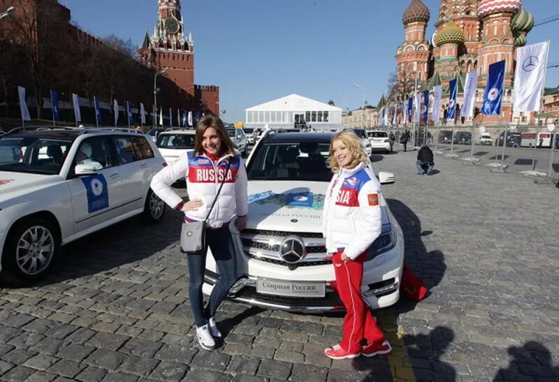 Bmw олимпийцев. машины для олимпийских чемпионов. бмв х5 олимпийцам. что дали призерам олимпиады. подарки олимпийским чемпионам.