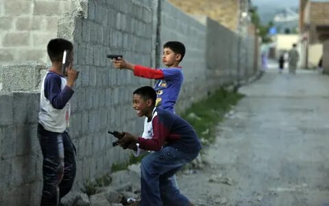 Playing gun