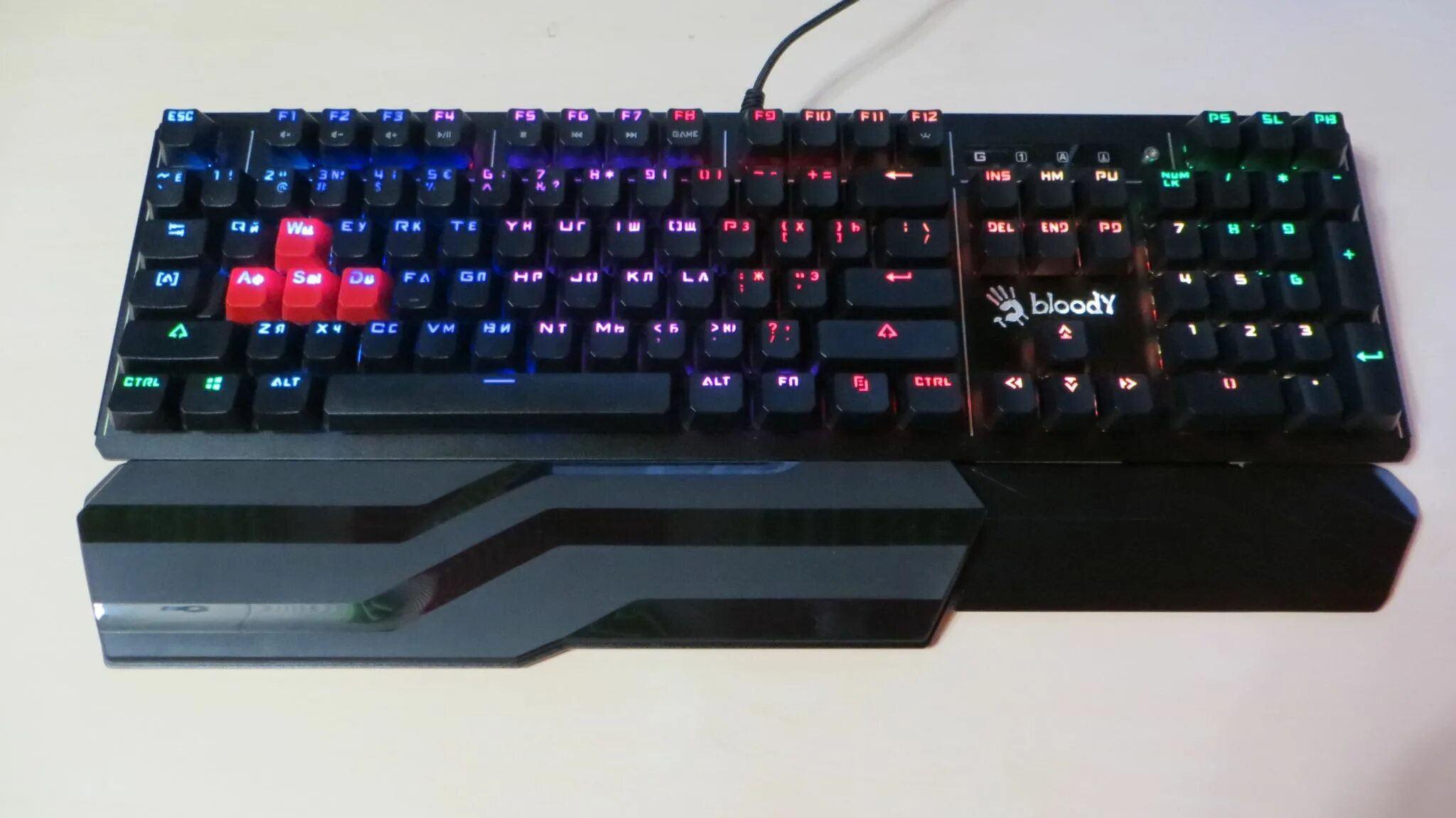 A4tech клавиатура b975. Клавиатура bloody b975. a4tech bloody b975. a4tech bloody b975 usb gamer led (black). a4tech bloody b975 lk libra.