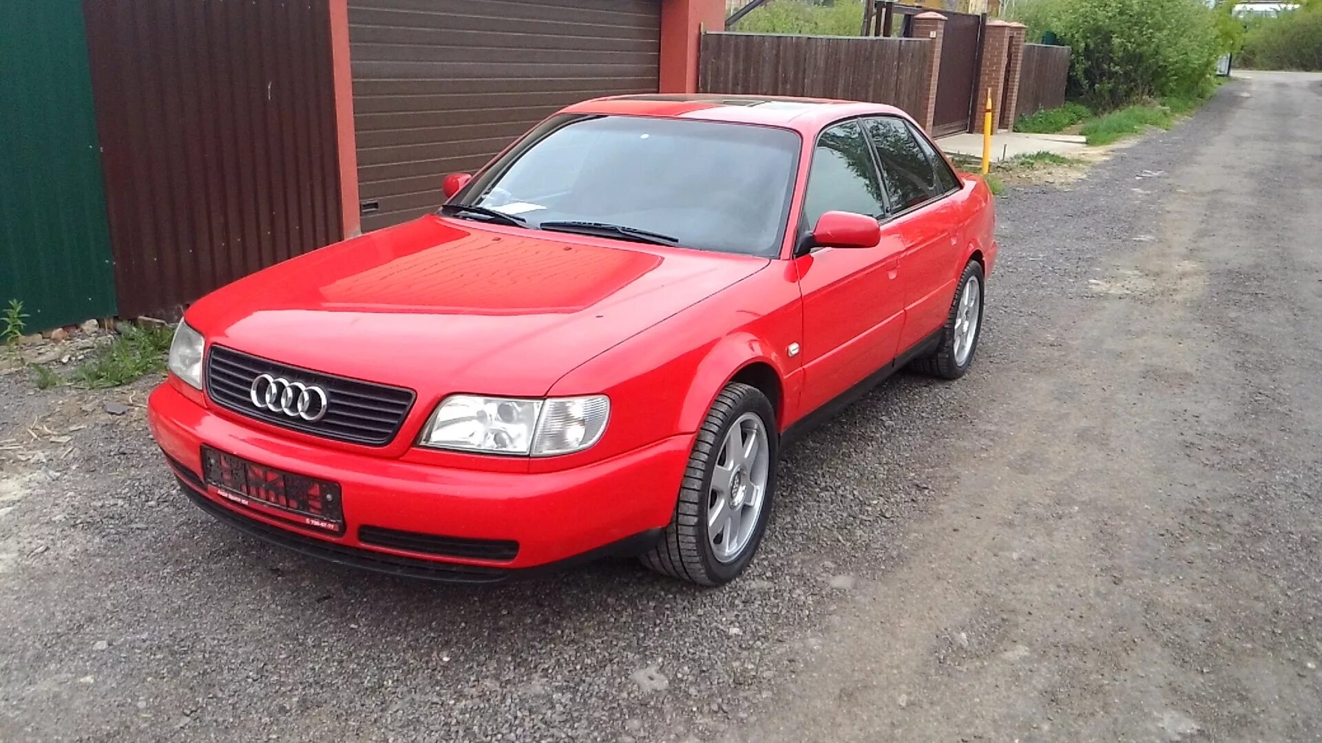 Audi s6 1996. Ауди а6 с4 красная. Audi a6 c4 1997. Audi s4 1994 года.