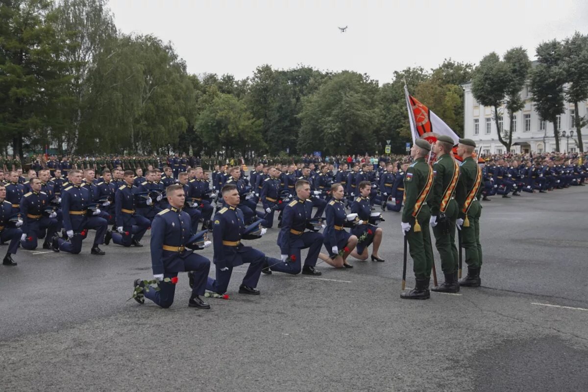 Высшее зенитное ракетное училище. Ярославское училище противовоздушной обороны. ЯВВУ ПВО Ярославль. Ярославское высшее военное училище противовоздушной. ЯВЗРУ ПВО Ярославль.