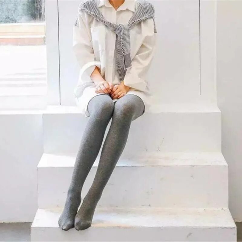 White tights. Теплые колготки. Серые теплые колготки. Колготки теплые зимние. Модные теплые колготки.