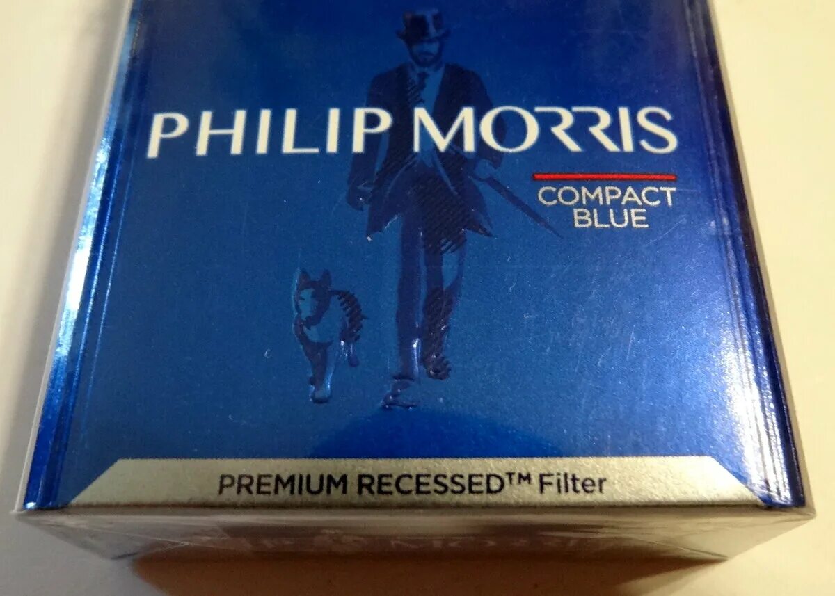 Сколько стоит филип моррис. Philip Morris International сигареты. Сигареты Philip Morris Compact синий. Сигареты Philip Morris Premium Mix голубой. Филлип Моррис компакт Блю.