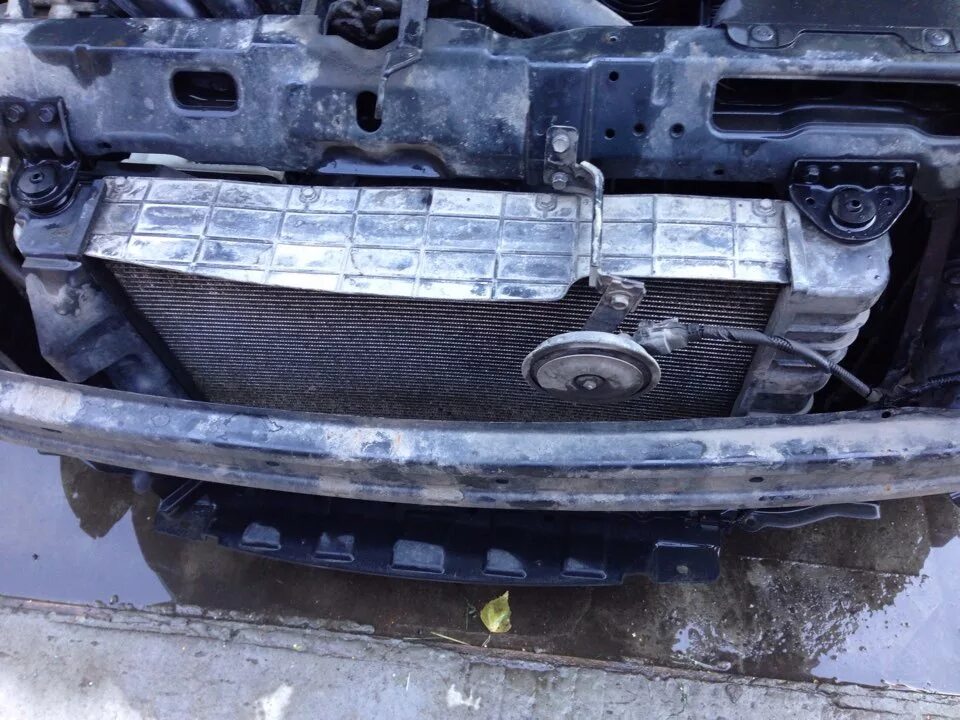 Как заменить радиатор на акценте Чистка радиатора отопителя! + мороженко! Hyundai Accent (2G), 1,5 л, 2005 года