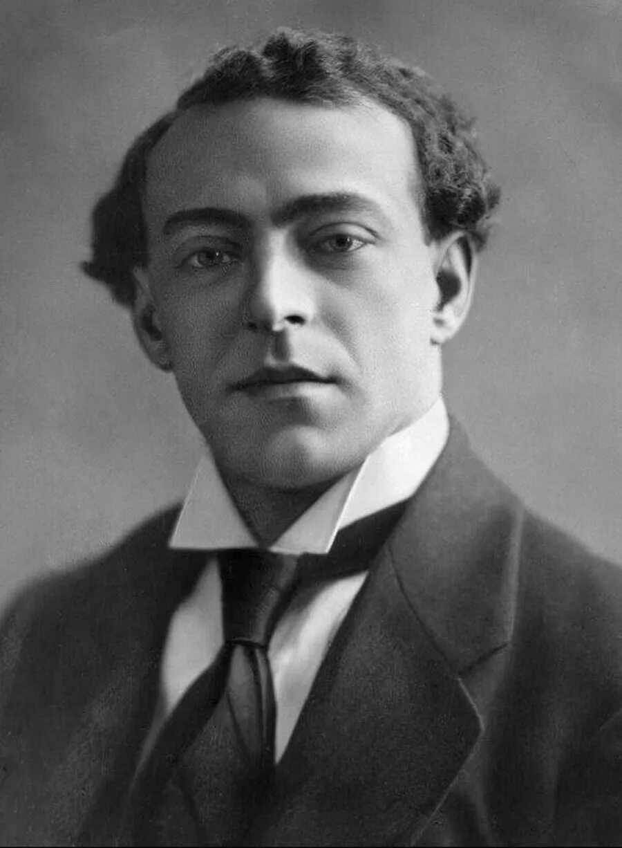 Дядя ваня чехов театр вахтангова. Роли вахтангова актера. Роли вахтангова актера. Роли вахтангова актера. Этуш этуш этуш.