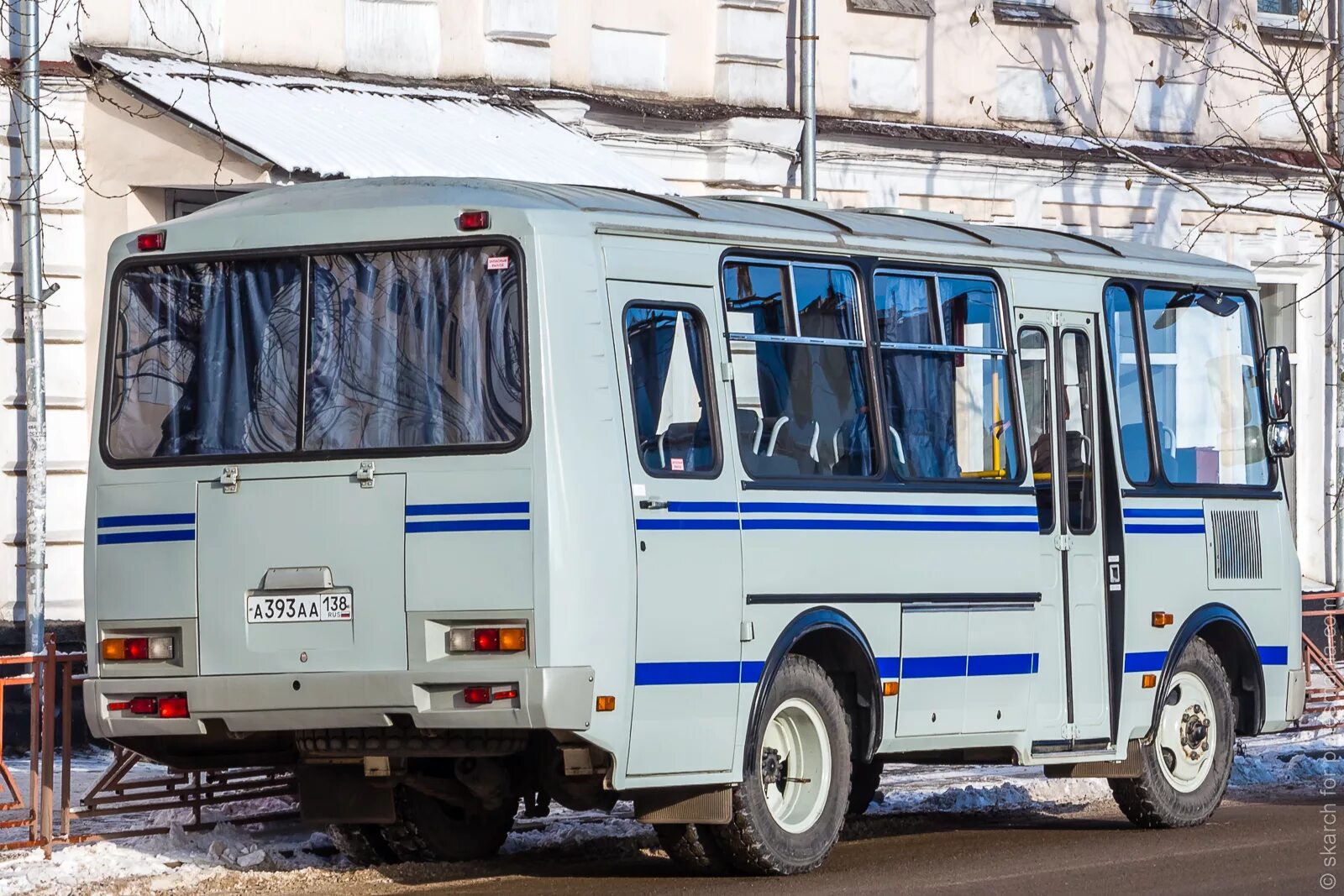 Автобус паз шины. ПАЗ 3205. ПАЗ 3205 Рестайлинг. Пазик ПАЗ 3205. ПАЗ 32053 Рестайлинг.