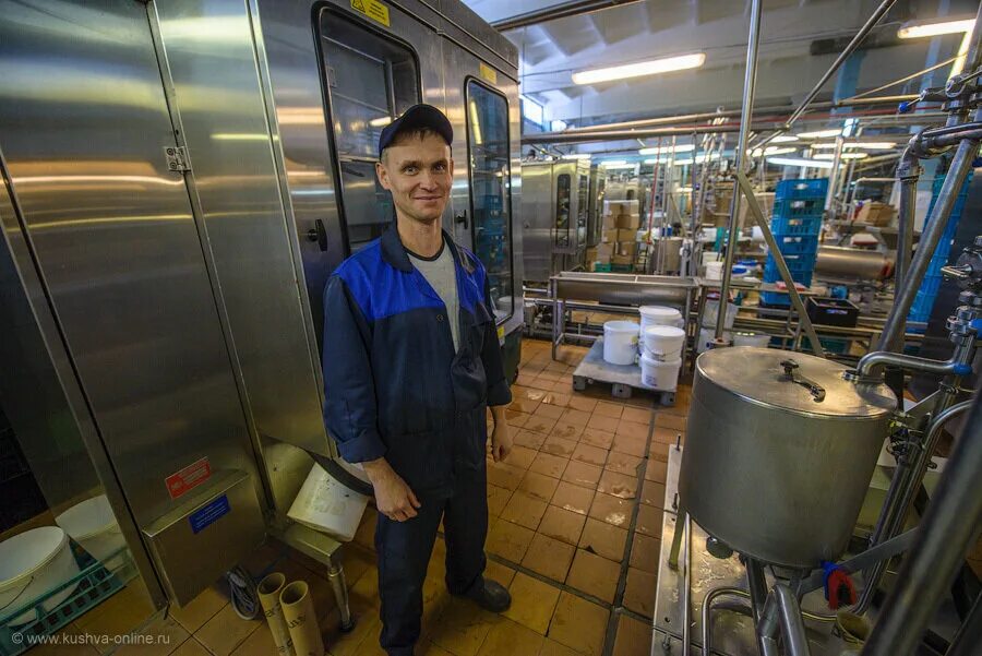 наладчик оборудования пищевом производстве. пищевое производство. сборка пищевого оборудования. инженер механик.