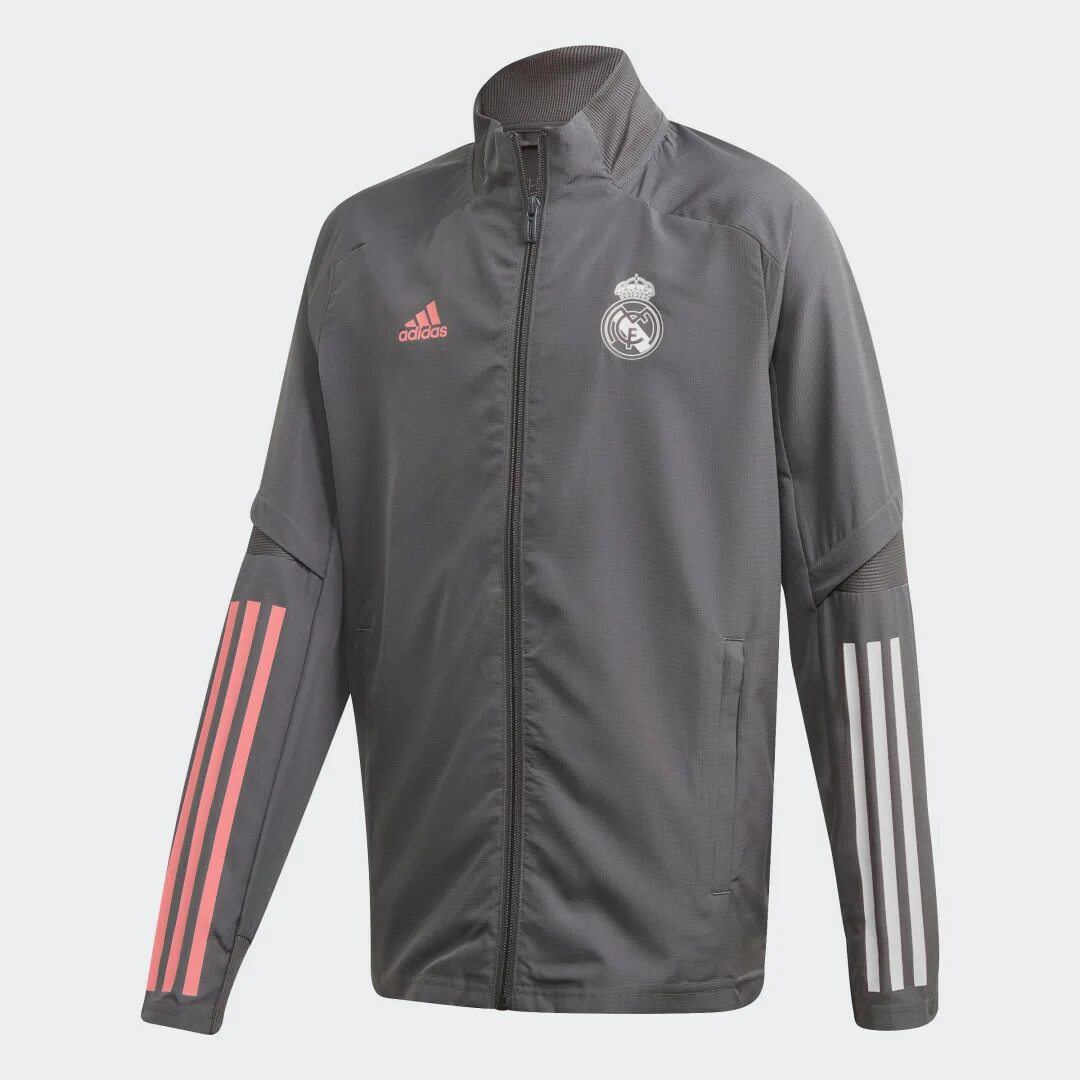 Адидас реал. Real Madrid adidas куртка. Куртка adidas real Madrid 202. Адидас Реал Мадрид парадная куртка. Адидас 2021.