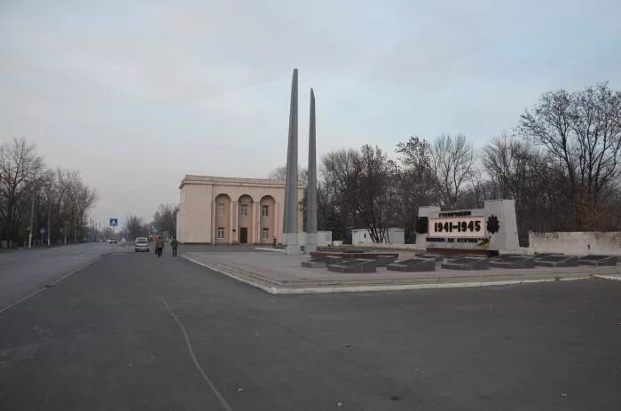 Город гуково. Гуково центр города. Достопримечательности г.Гуково. Памятники города Гуково. Достопримечательности Гуково.