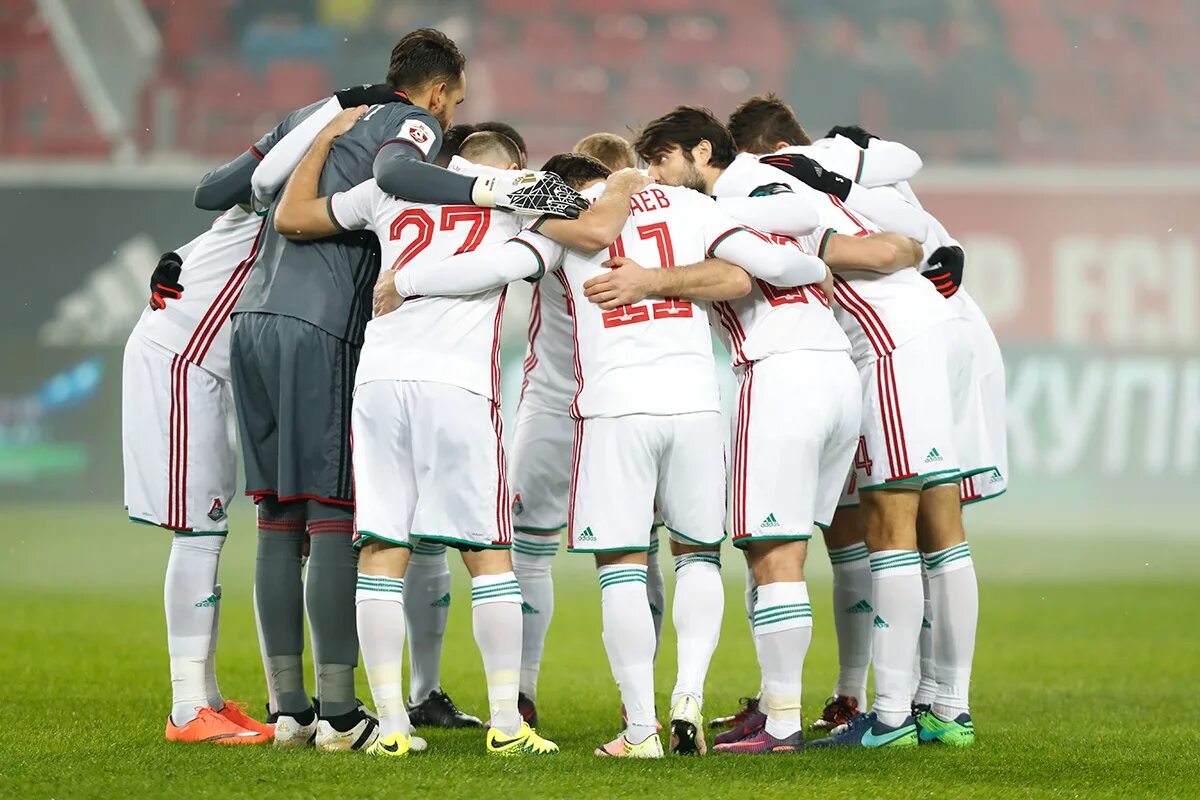 Локомотив 2015-16. Локомотив 2016. Неманья пейчинович. Локомотив москва боруссия 2002. Локомотив 2016.