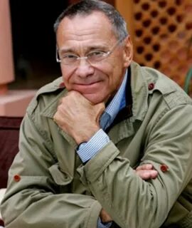 Брат андрона кончаловского 8 букв сканворд