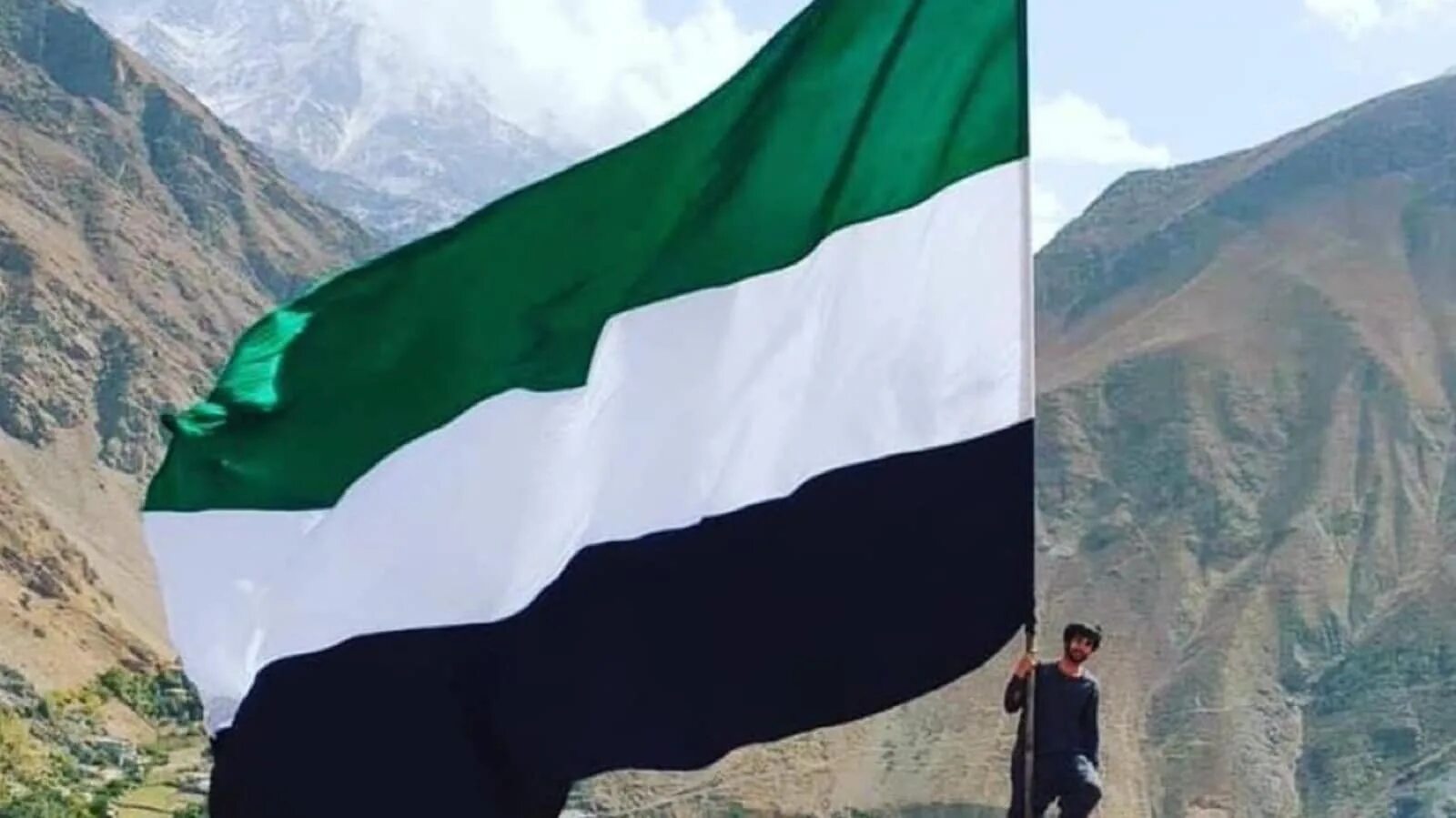 Флаг Афганистана 2022 Талибан. Флаг Афганистана 2023. Флаг Афганистана 2021 талибы. Флаг дра Афганистан.