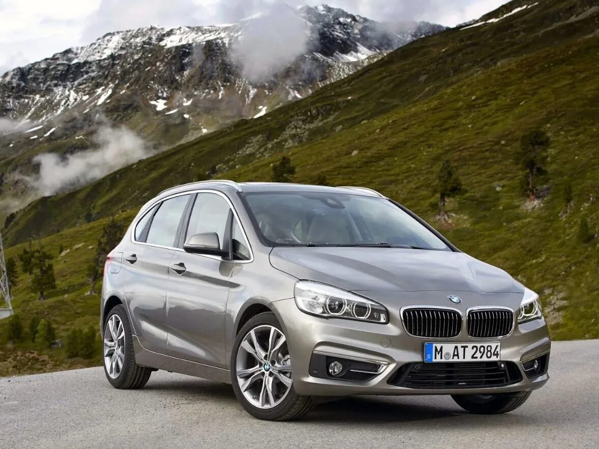 Bmw series active tourer. BMW 2 Active Tourer f45. BMW 2 Active Tourer 2023. BMW 218i at Active Tourer. BMW 2 2015.