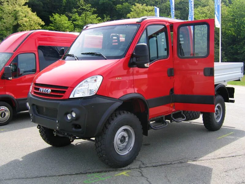 Iveco Daily 4x4 шасси. Ивеко Дейли 4*4. Iveco Daily 4x4 фургон. Ивеко Дейли 4х4 бортовой. Ивеко дейли газ