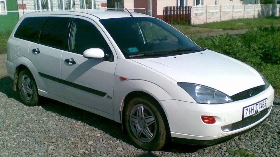 Форд фокус дизель 1.8 купить. Ford Focus 1.8 2000. Форд фокус универсал 2001 года. Ford Focus 1 Wagon. Форд фокус универсал дизель 1.8.