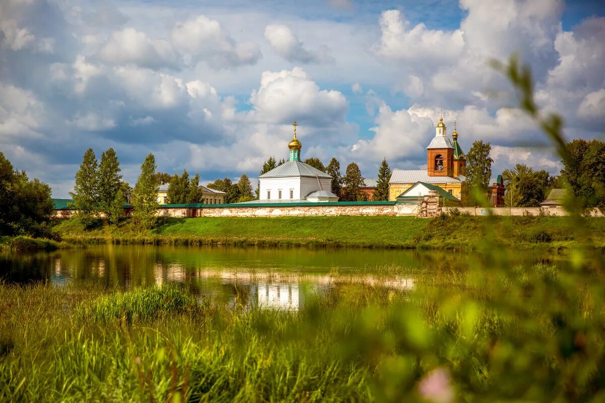 Боровичи монастырь свято