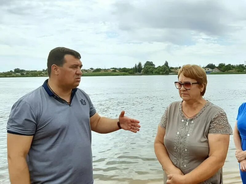 Погода в селе лиманском. Глава администрации Лиманского района Астраханской области. Село Судачье Лиманский район Астраханская область. Яр базар Лиманский район.