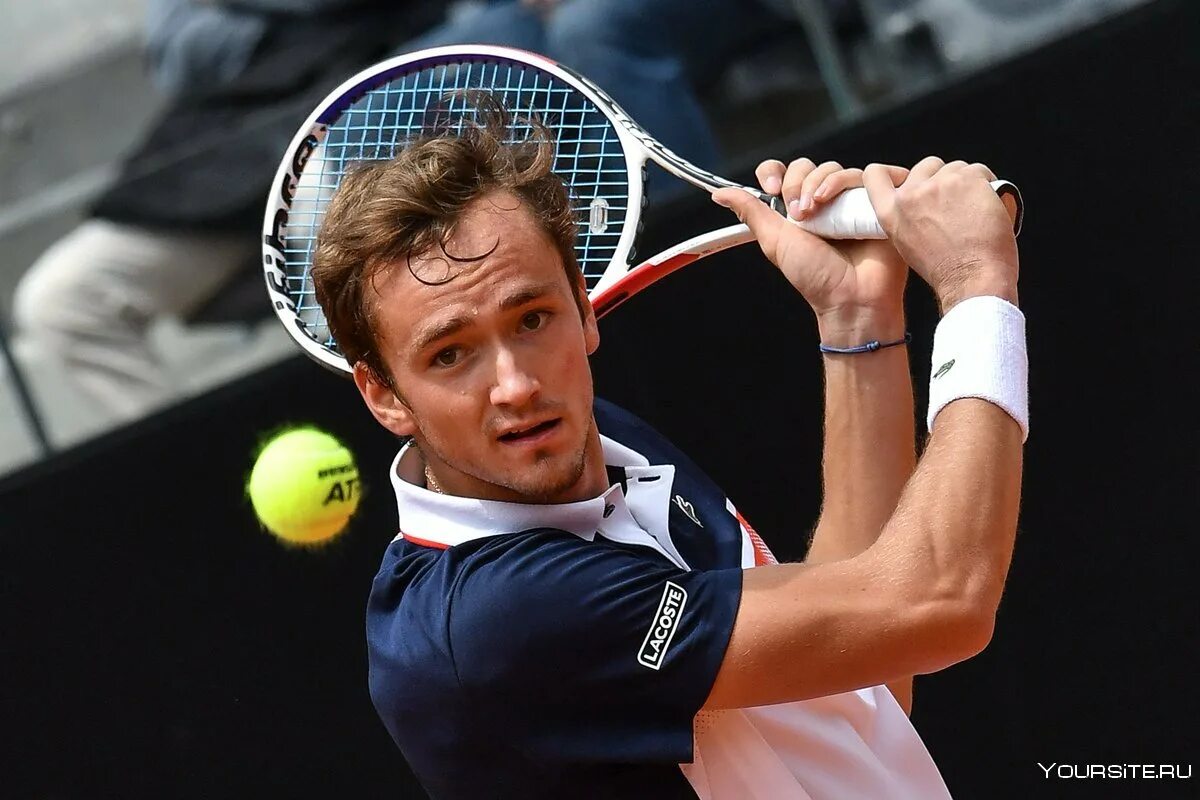 Теннис мужчины. Евгений Сафин теннисист. Daniil Medvedev us open 2021. Роман Сафин теннисист. Ринат Сафин теннисист.