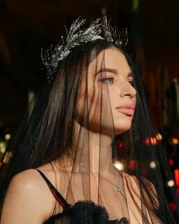 Ірина Білик виступила на вечірці дружини Усика з нагоди свята жінок (фото) 