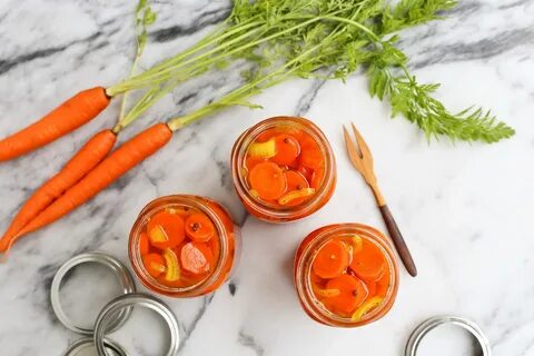 Маринованная морковка с чесноком
