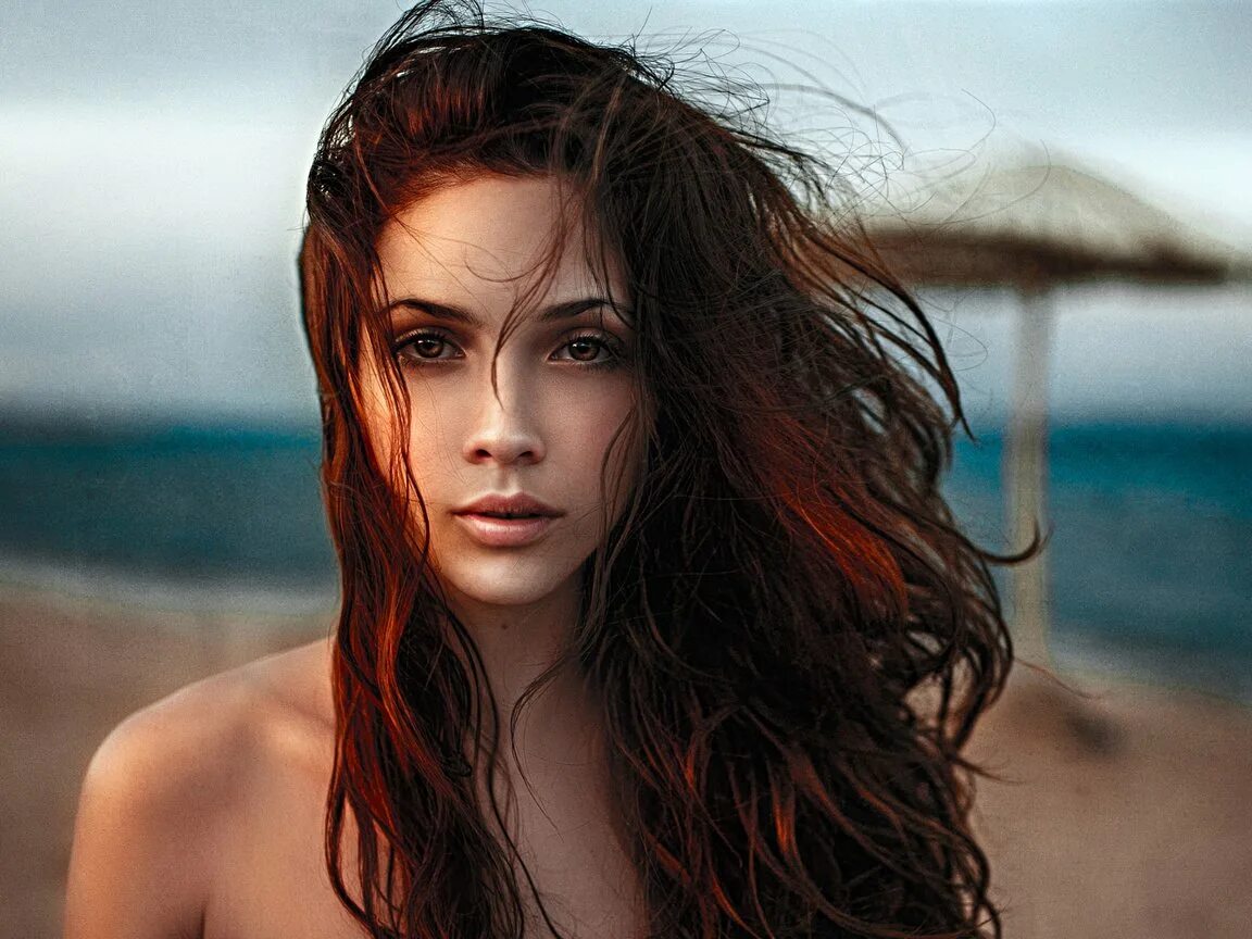 красивые девушки с длинными волосами. девушка развиваются волосы. развивающиеся волосы. девушка развивающиеся волосы. девушка развиваются волосы.