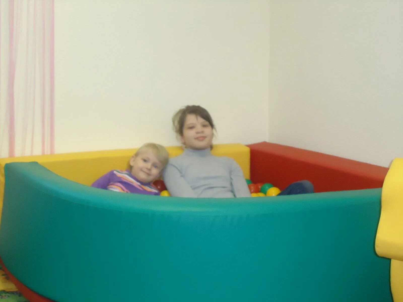 Ул кирова 57б калуга. Центр психологической помощи логотип. Психологический центр киров. Калуга, ул. Альфамед обнинск.