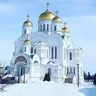 Через церковь