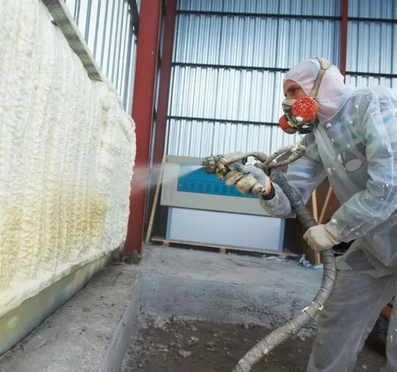 Пенополиуретан напыление. Пенополиуретан утеплитель для стен. Пенополиуретан теплоизоляция. Пена утеплительная теплоизоляция пенополиуретан. Титан напыляемый утеплитель.